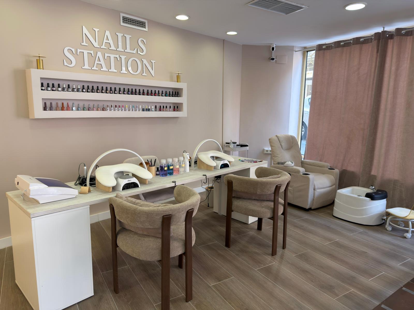 Zona de manicura y nail art en SILENCIUM